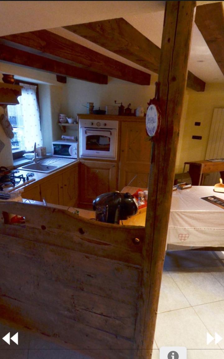 Ferienwohnung Les Chevreuils Arvier Zimmer foto